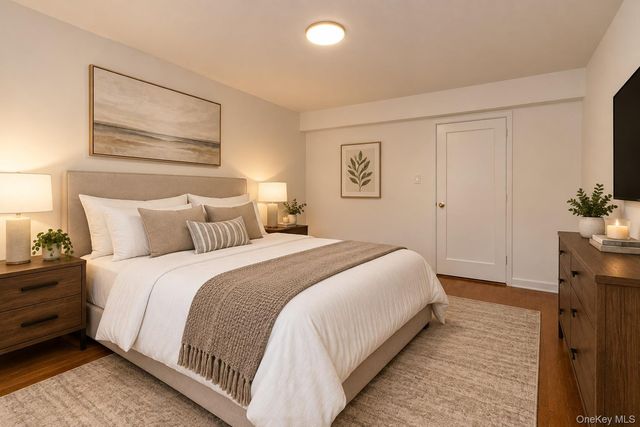 144-11 Sanford Avenue 1H, Flushing, NY 11355