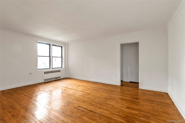 144-11 Sanford Avenue 1H, Flushing, NY 11355