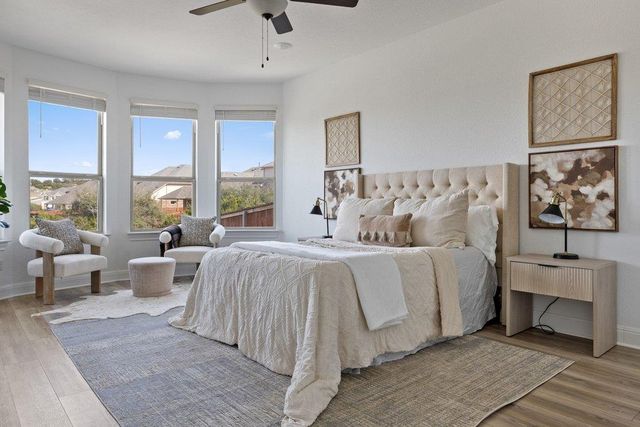 6609 Apache Plum LN, Spicewood, TX 78669