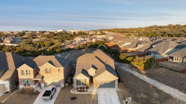 6609 Apache Plum LN, Spicewood, TX 78669