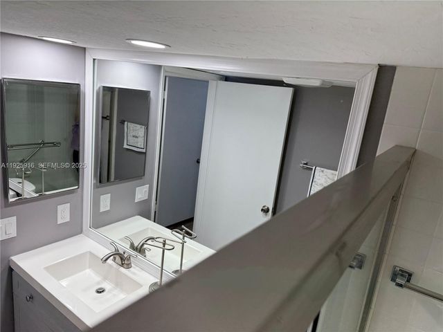 4602 Martinique Way B1, Coconut Creek, FL 33066