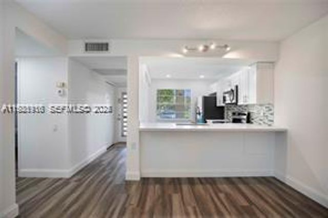 4602 Martinique Way B1, Coconut Creek, FL 33066