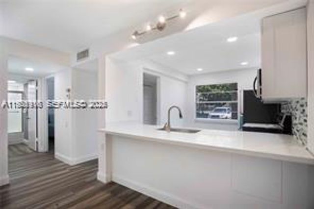 4602 Martinique Way B1, Coconut Creek, FL 33066