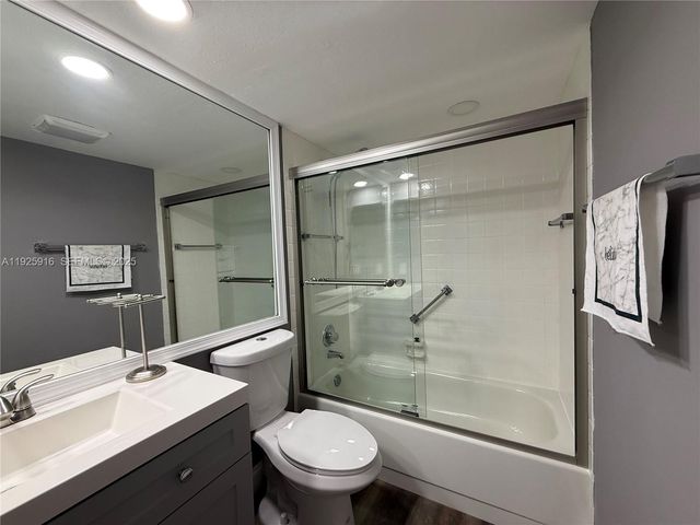 4602 Martinique Way B1, Coconut Creek, FL 33066