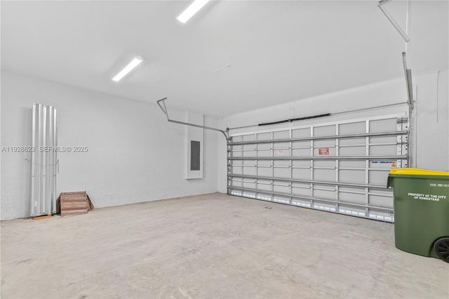 2498 SE 25th Ct, Homestead, FL 33035