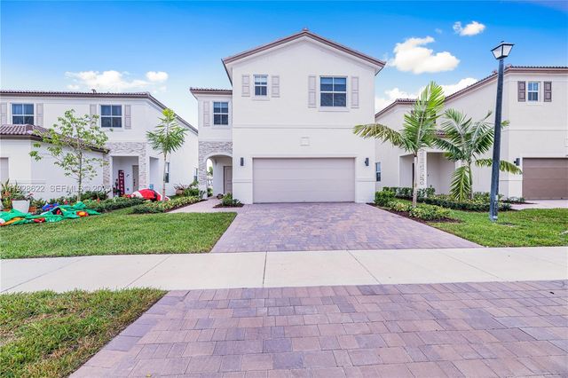 2498 SE 25th Ct, Homestead, FL 33035