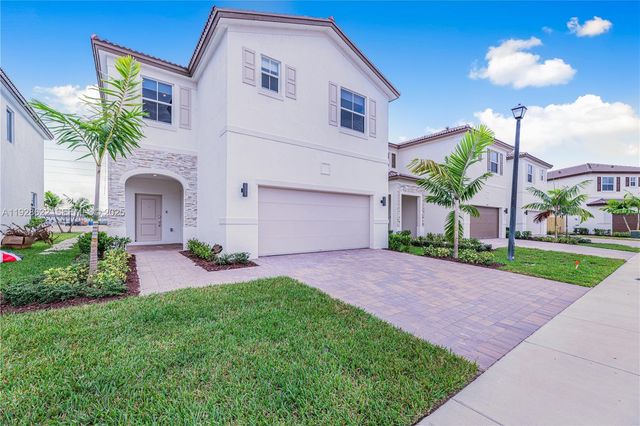 2498 SE 25th Ct, Homestead, FL 33035