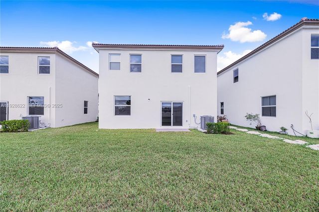 2498 SE 25th Ct, Homestead, FL 33035