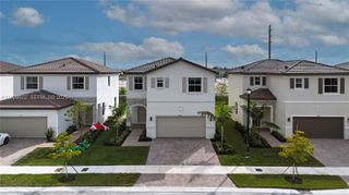 2498 SE 25th Ct, Homestead, FL 33035