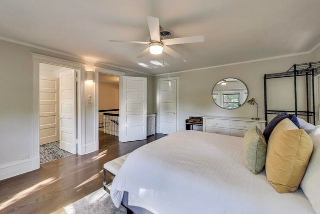 176 Riverside Road, Riverside, IL 60546