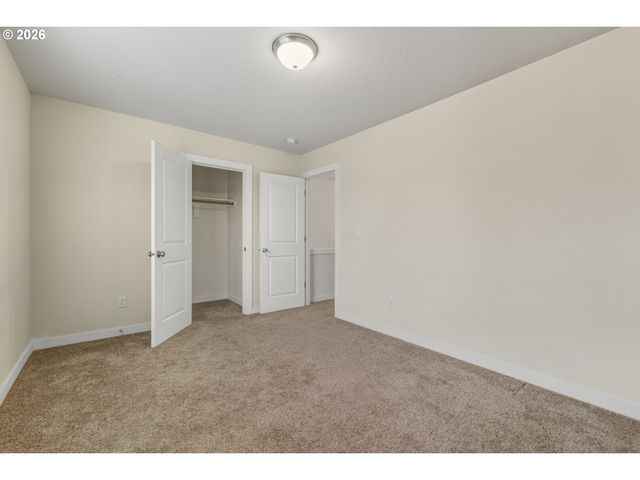 3223 Se 122ND Ave, Portland, OR 97236