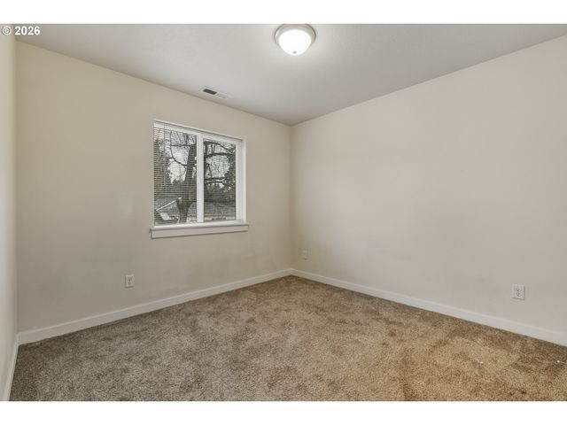 3223 Se 122ND Ave, Portland, OR 97236
