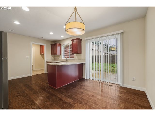 3223 Se 122ND Ave, Portland, OR 97236