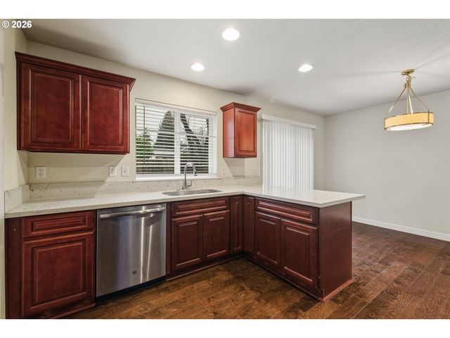 3223 Se 122ND Ave, Portland, OR 97236