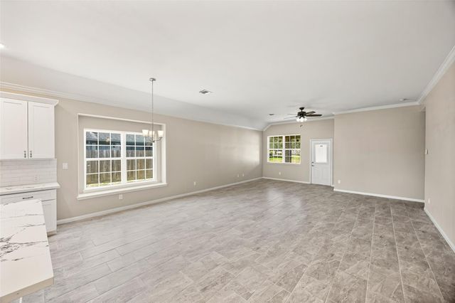 710 Hackberry Street, La Marque, TX 77568