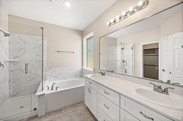 710 Hackberry Street, La Marque, TX 77568