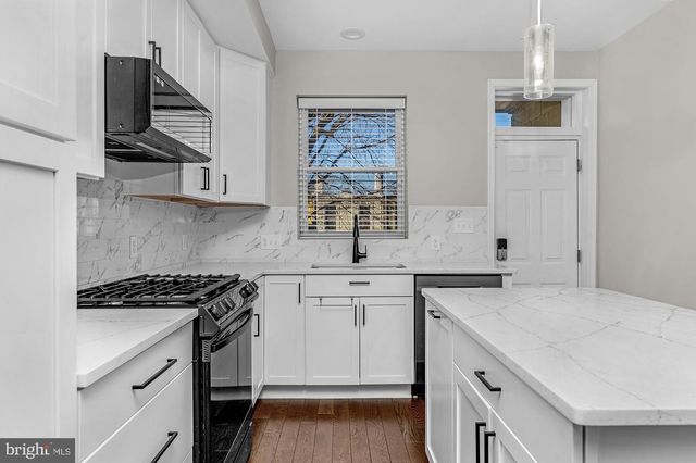 620 S NEWKIRK ST, Baltimore, MD 21224