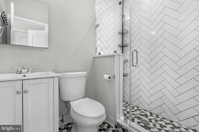 620 S NEWKIRK ST, Baltimore, MD 21224