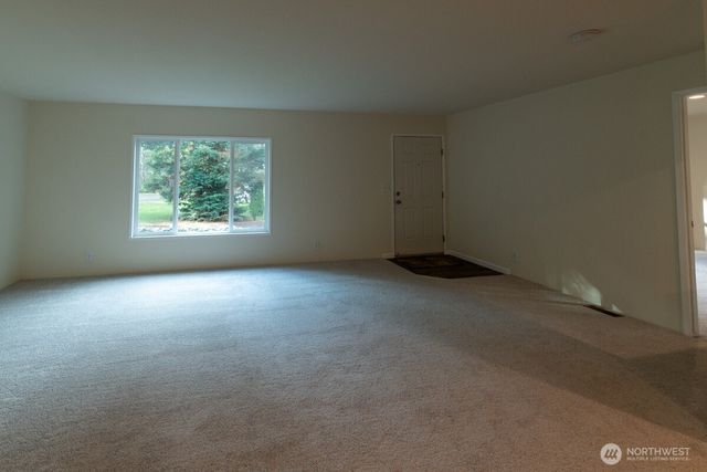 281 NE Snowcap Drive, Tahuya, WA 98588