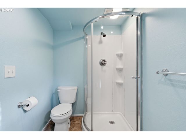 11610 Ne FREMONT Ct, Portland, OR 97220