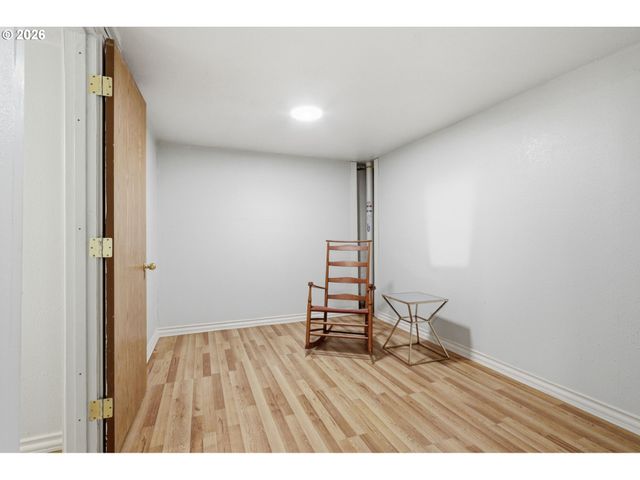 11610 Ne FREMONT Ct, Portland, OR 97220