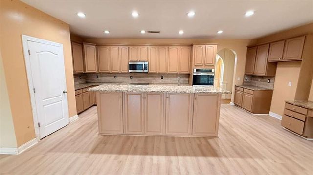 539 Tellico Square, Mcdonough, GA 30252