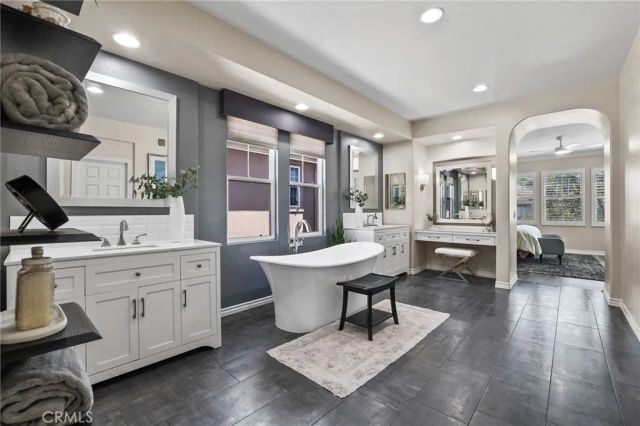 14 Buellton, Irvine, CA 92602