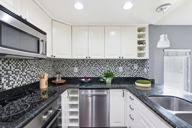 331 Tradewinds, San Jose, CA 95123