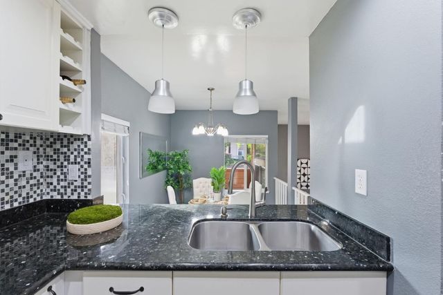 331 Tradewinds, San Jose, CA 95123