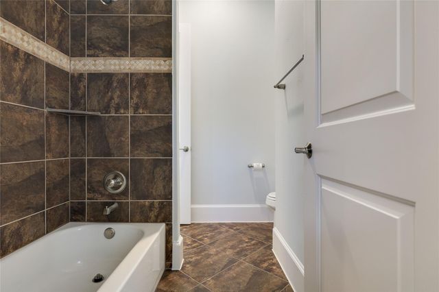 802 Crestone Stream DR, Lakeway, TX 78738