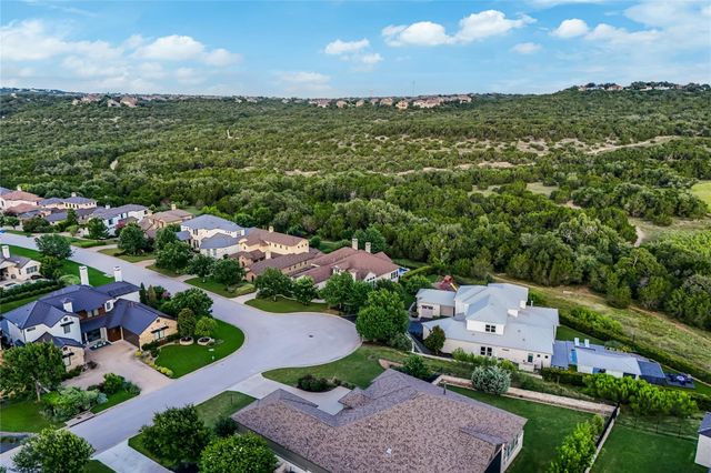 802 Crestone Stream DR, Lakeway, TX 78738