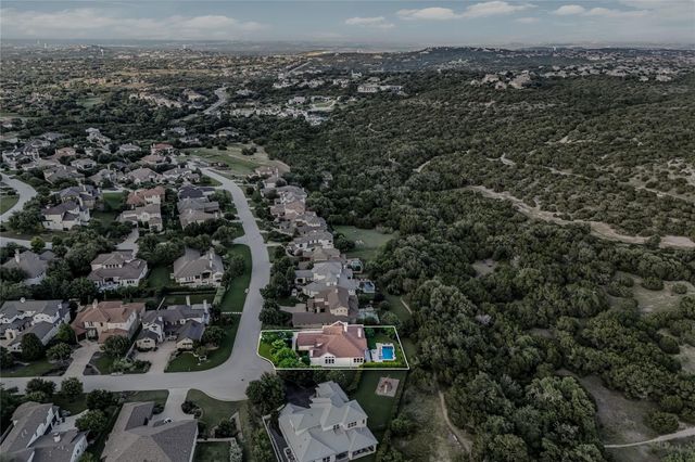 802 Crestone Stream DR, Lakeway, TX 78738