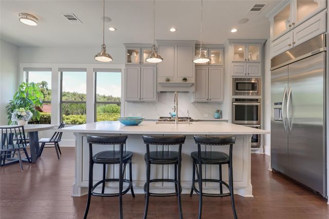 802 Crestone Stream DR, Lakeway, TX 78738