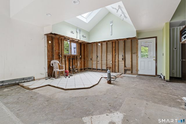 95 Park Avenue, Shelton, CT 06484