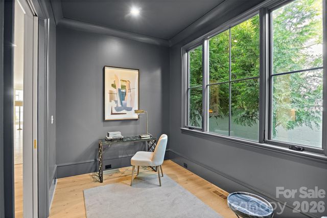 1932 E 8th Street, Charlotte, NC 28204