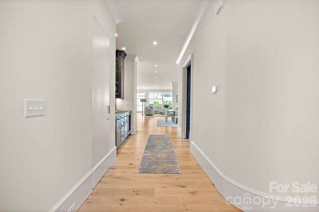 1932 E 8th Street, Charlotte, NC 28204