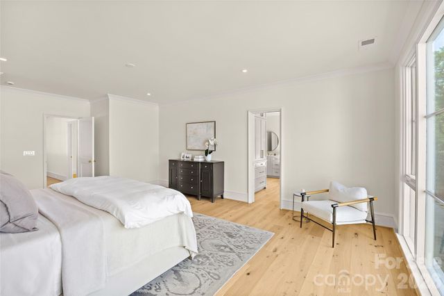 1932 E 8th Street, Charlotte, NC 28204