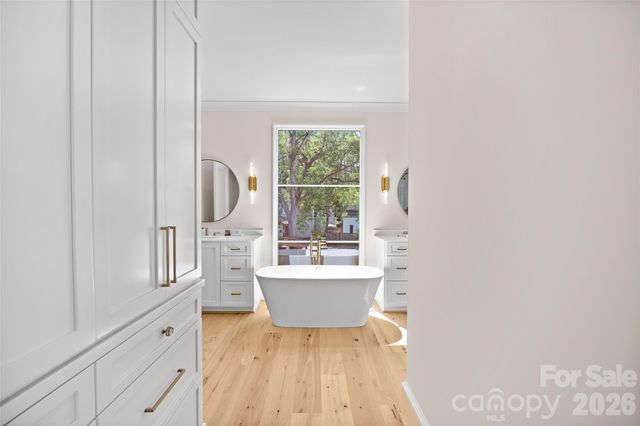 1932 E 8th Street, Charlotte, NC 28204