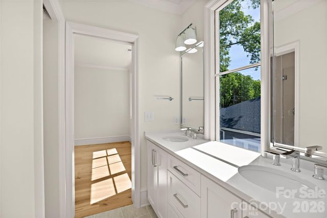 1932 E 8th Street, Charlotte, NC 28204