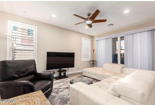 9001 E SAN VICTOR Drive 1007, Scottsdale, AZ 85258