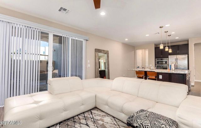 9001 E SAN VICTOR Drive 1007, Scottsdale, AZ 85258