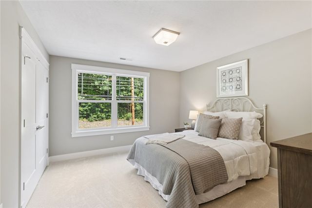 102 Bartlett Lane., Marshall, PA 15090