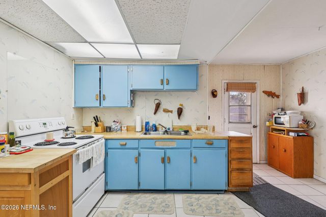 524 16TH Avenue N, Jacksonville Beach, FL 32250