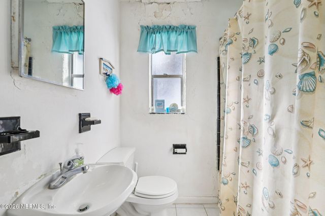 524 16TH Avenue N, Jacksonville Beach, FL 32250