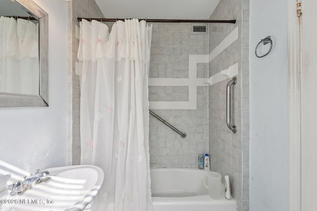 524 16TH Avenue N, Jacksonville Beach, FL 32250