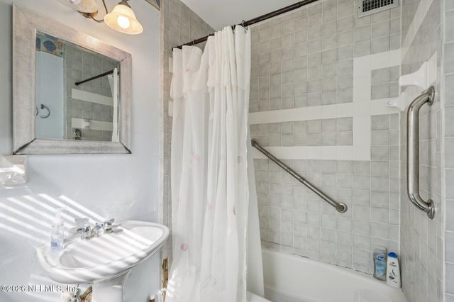 524 16TH Avenue N, Jacksonville Beach, FL 32250