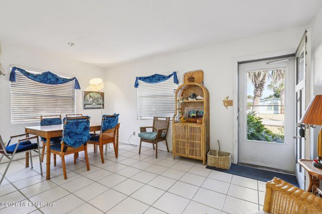 524 16TH Avenue N, Jacksonville Beach, FL 32250