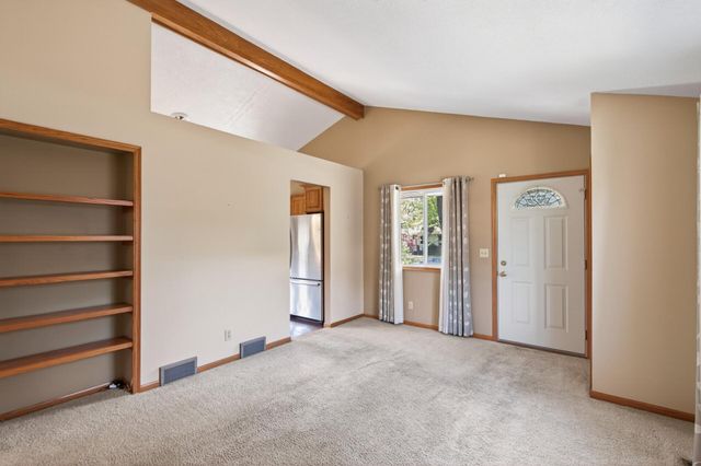 1619 Mclean Avenue, Saint Paul, MN 55106