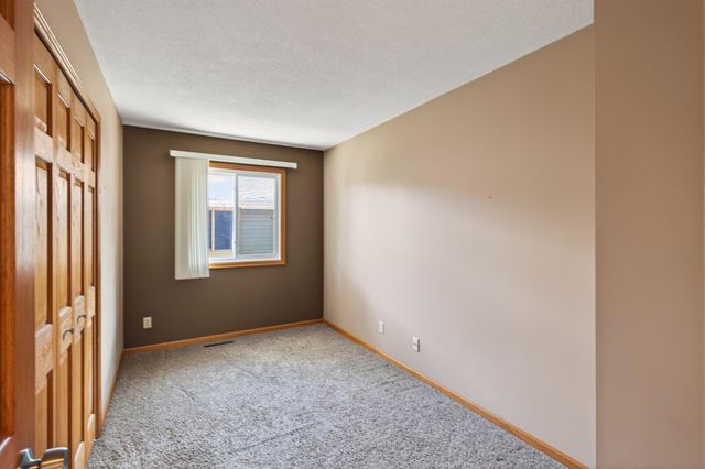 1619 Mclean Avenue, Saint Paul, MN 55106