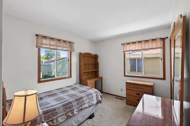 1619 Mclean Avenue, Saint Paul, MN 55106